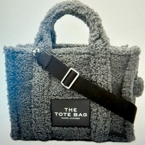 Marc Jacobs The Teddy Medium Tote